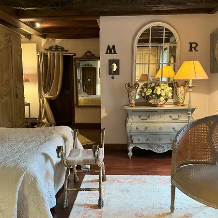 Pensión Moulin Rouhaud 3*