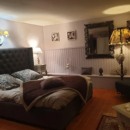 漠林鲁豪德旅馆 3* Montboyer